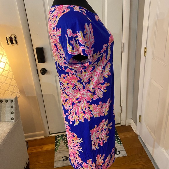 Lily Pulitzer Short Sleeve Dress - Picture 3 of 4
